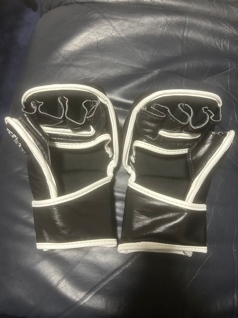 新品未使用 GRIT パウンドグローブ