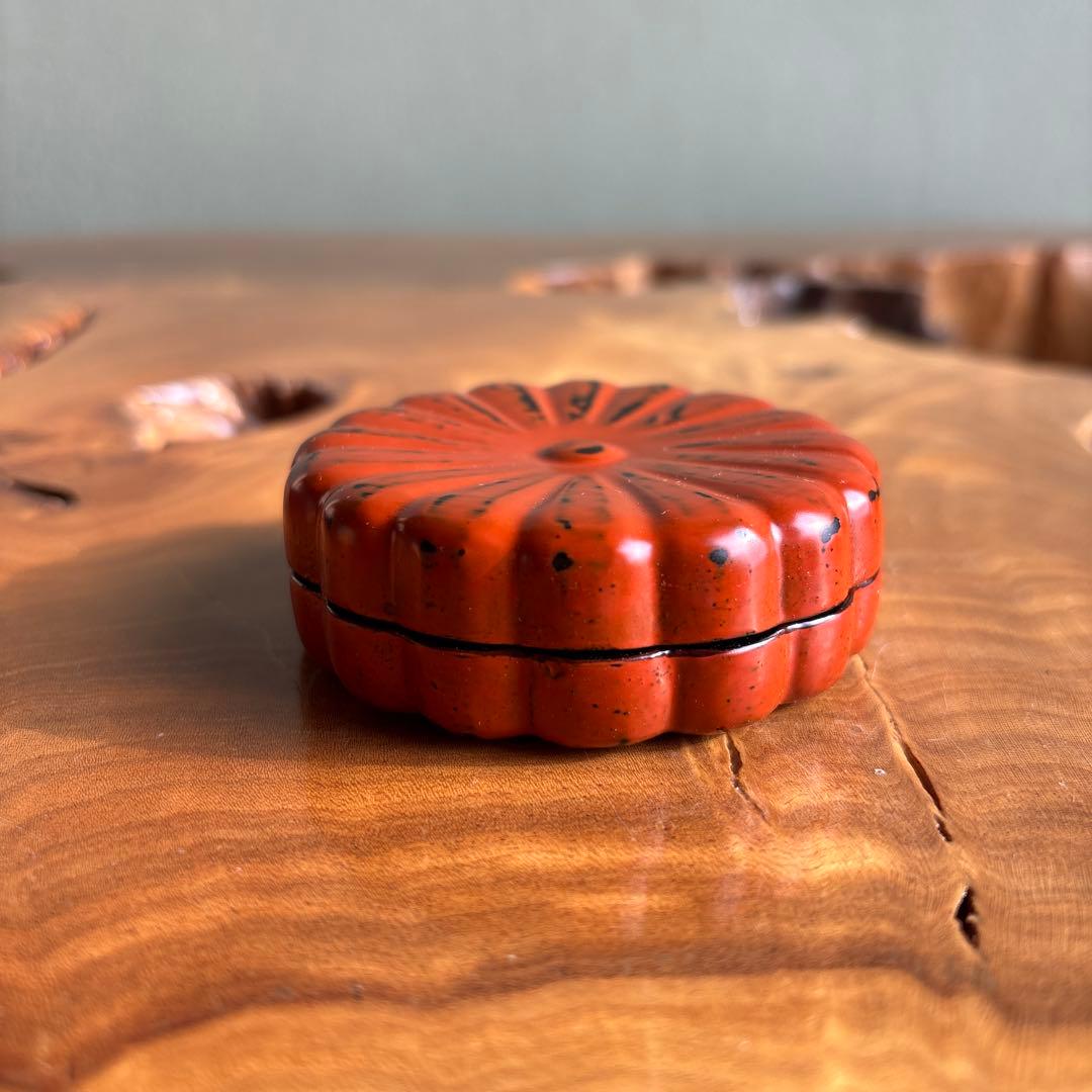 塗師 中村宗哲 根来菊彫香合 漆器 茶道具 共箱