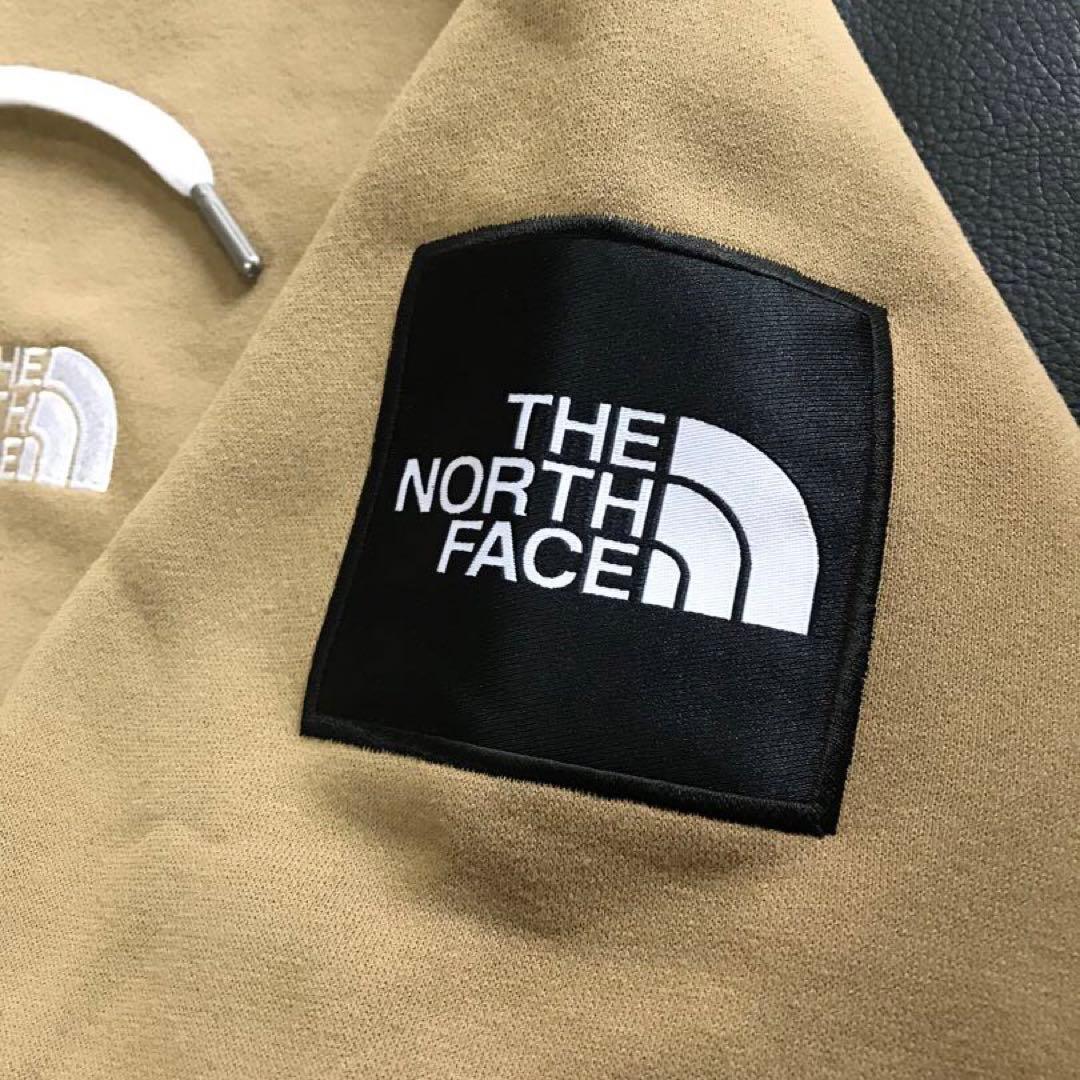 ザ ノース フェイス パーカー スクウェアロゴ　フルジップ　NT62349