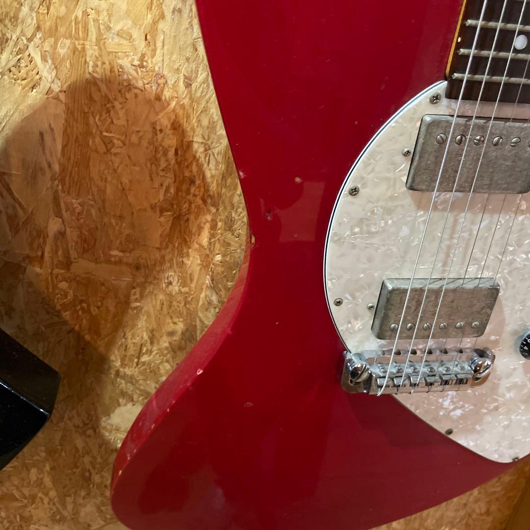 バーニー　赤シャチ　hide フェルナンデス　ギター