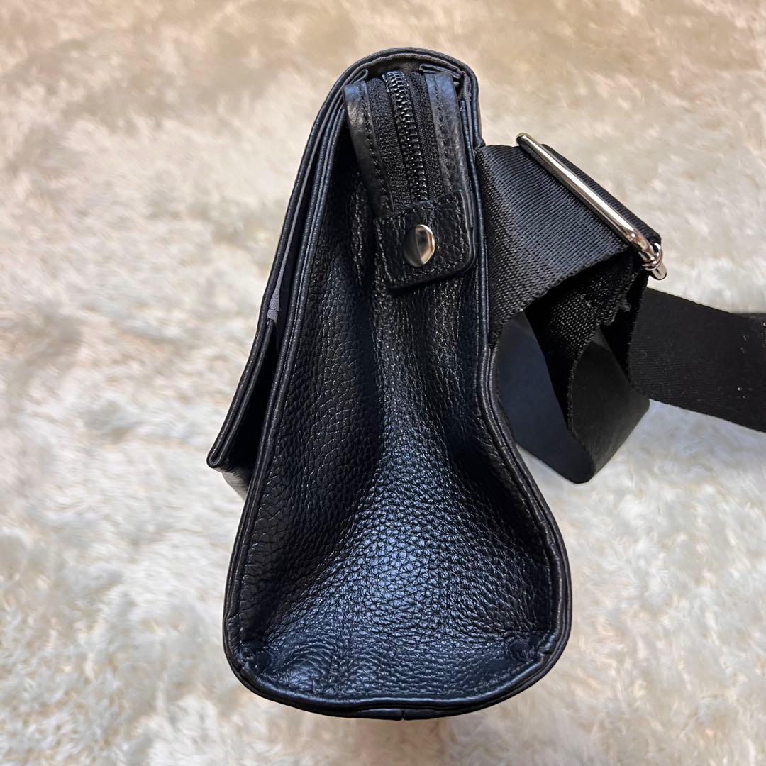 未使用美品✨イアパピヨネ ワイドテープショルダー ホワイトストーン ブラック