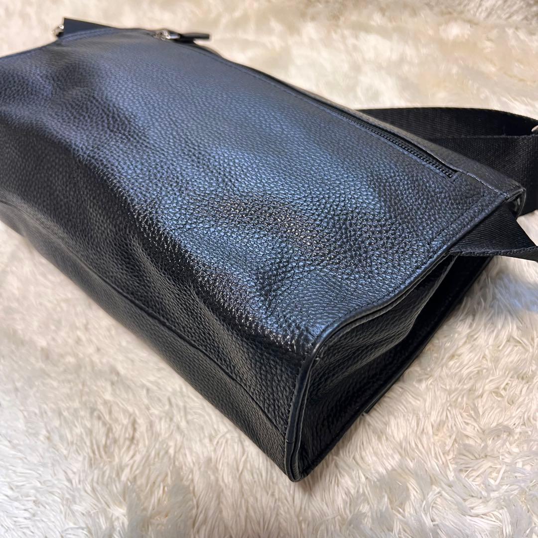 未使用美品✨イアパピヨネ ワイドテープショルダー ホワイトストーン ブラック