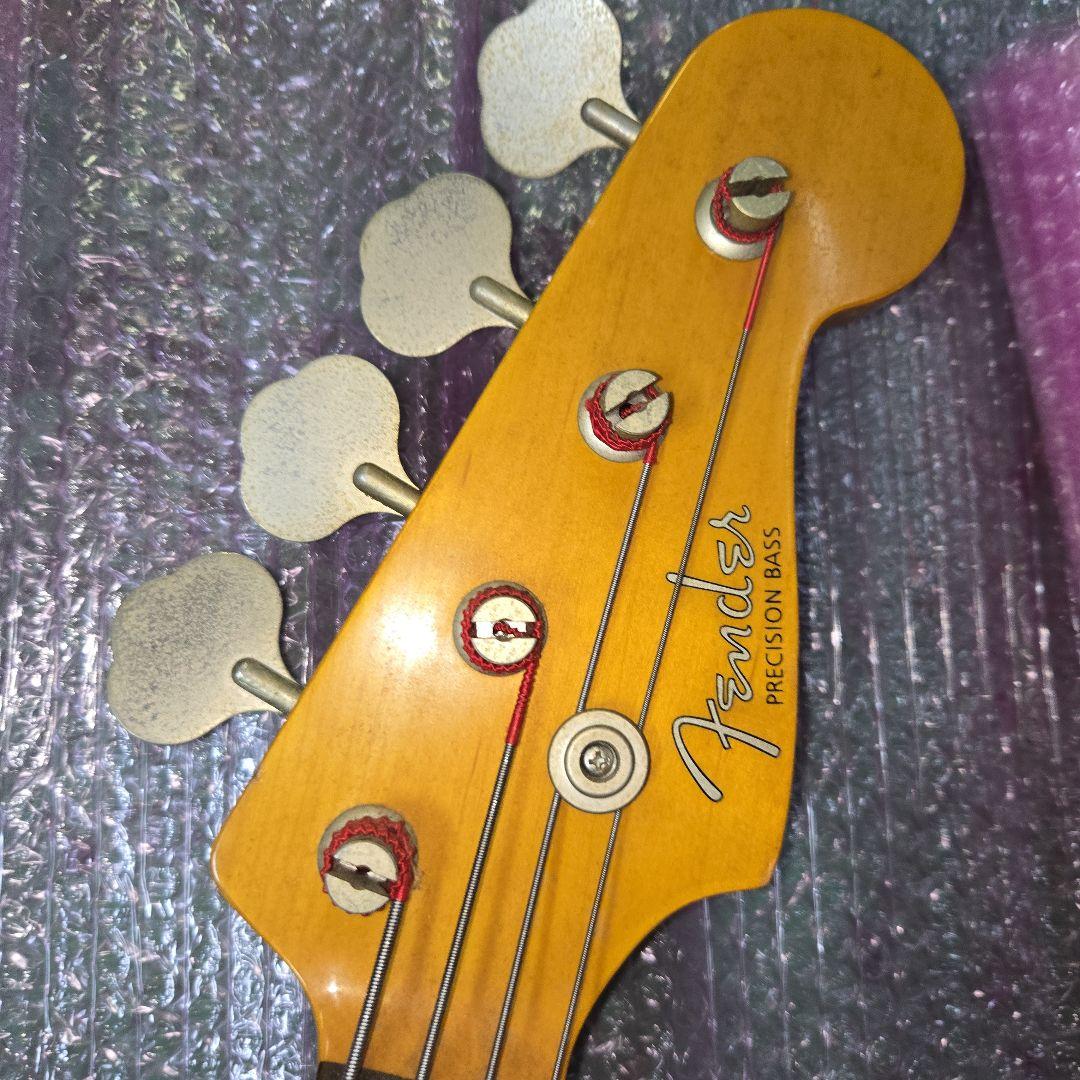 T249★ Fender　プレシジョンベース