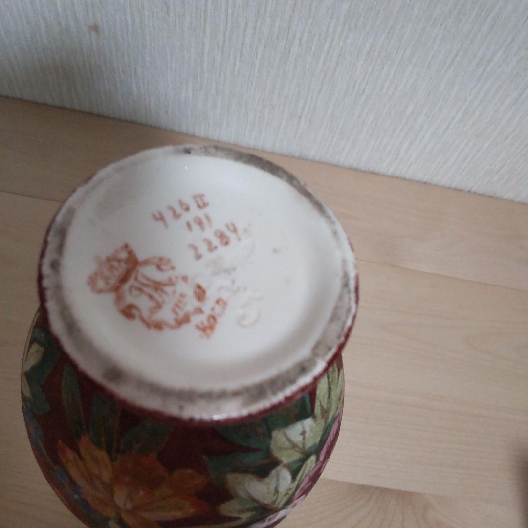 アンティーク　金彩　花紋　飾り花入れ