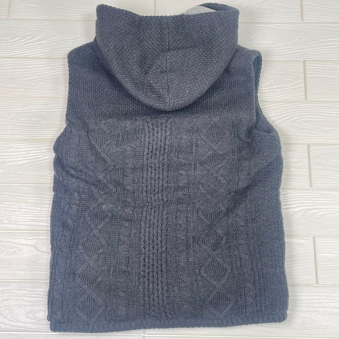 Burberry ブラックレーベル　中綿フーデッドニットベスト　パーカーベスト