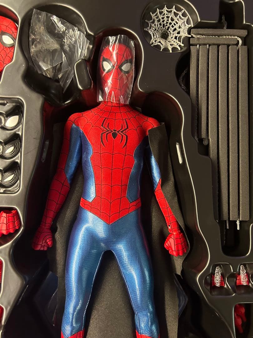 ホットトイズ スパイダーマン NEW RED & BLUE SUIT 1/6
