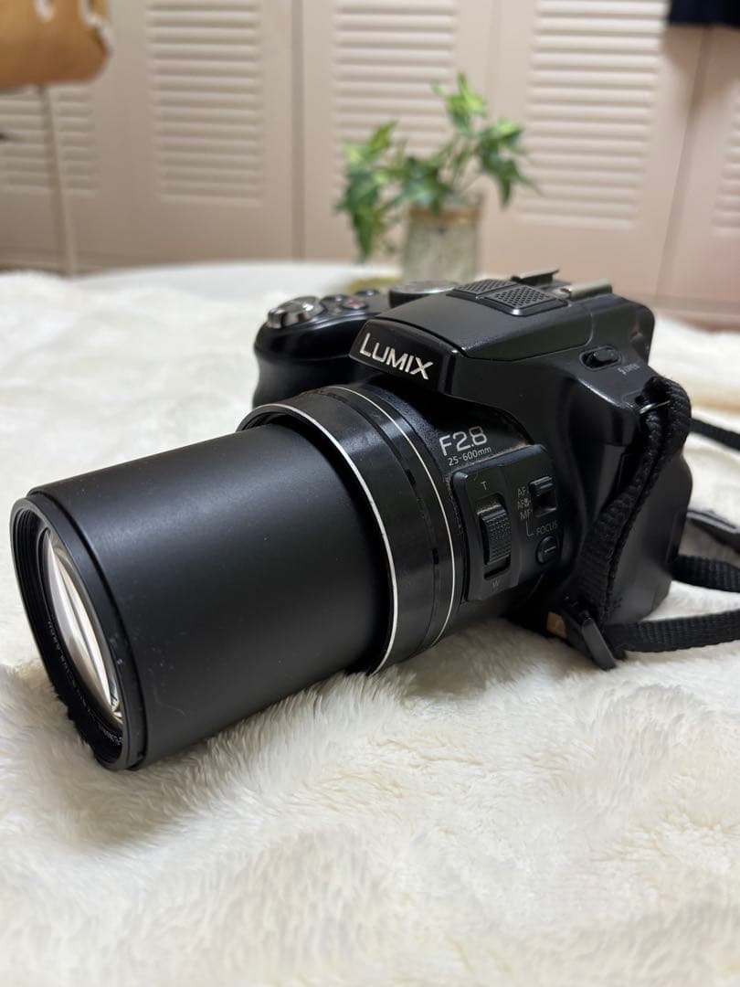 Panasonicコンパクトデジタルカメラ DMC-FZ200
