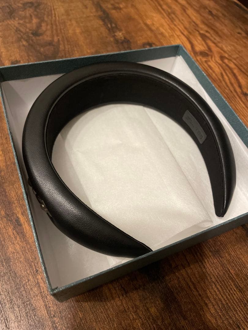 TOGA ARCHIVES カチューシャ