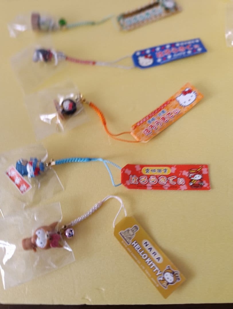 2　ご当地ハローキティファスナーストラップ日本全国47都道府県制覇！＋１個