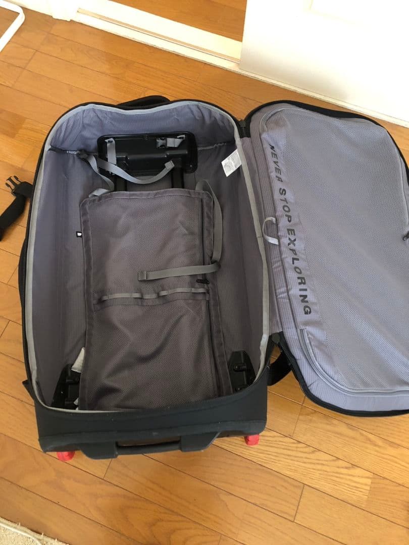 ノースフェイス　キャリーバッグ　大容量　使用1回