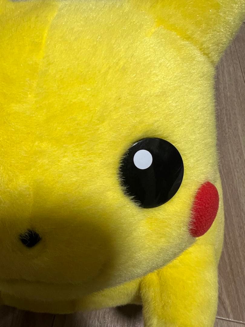 等身大 ピカチュウ ポケモン