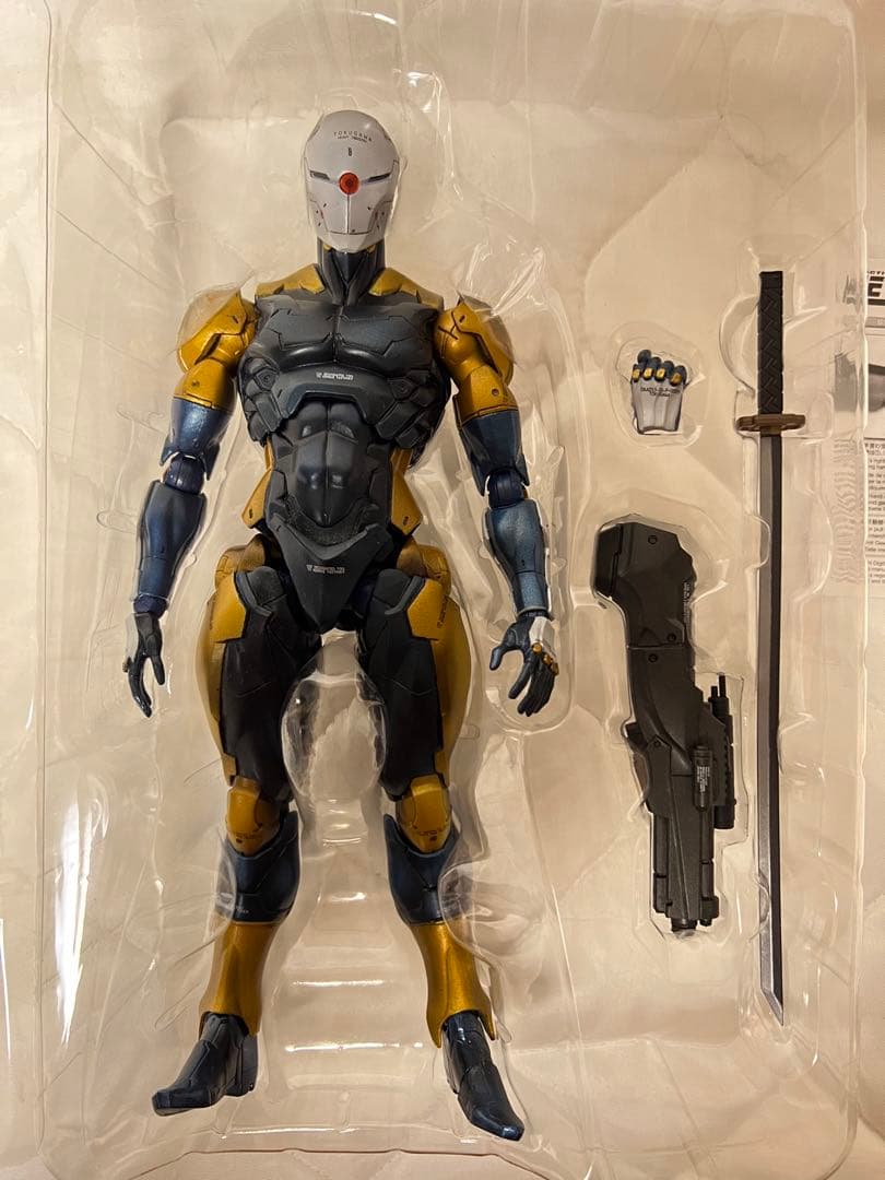 メタルギアソリッド PLAY ARTS改 フィギュア サイボーグ忍者