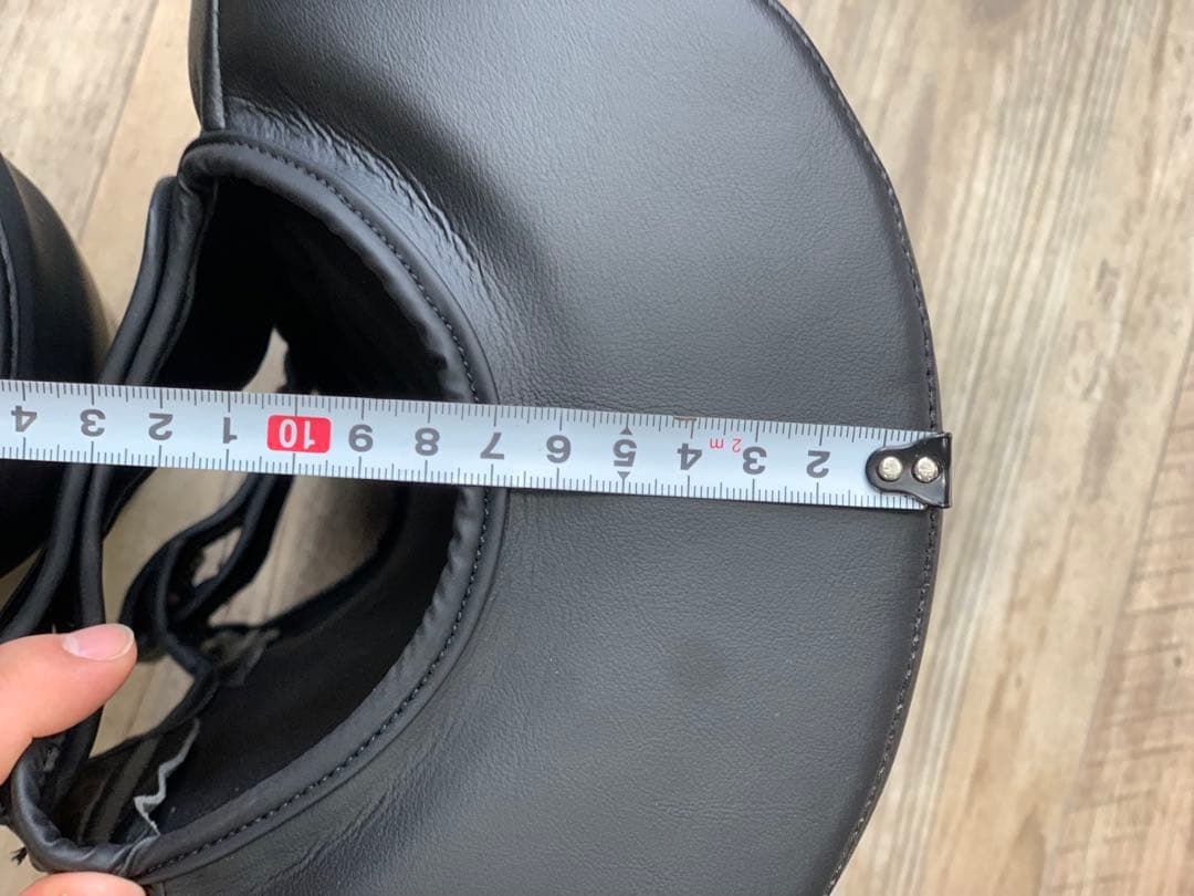 カーフキックミット ダブル左右利用できます