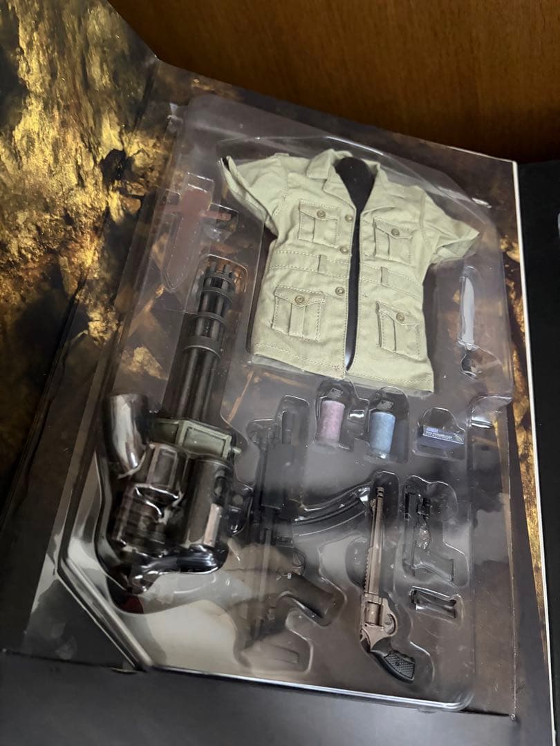 クリス・レッドフィールド　ホットトイズ　S.T.A.R.S. バイオハザード5