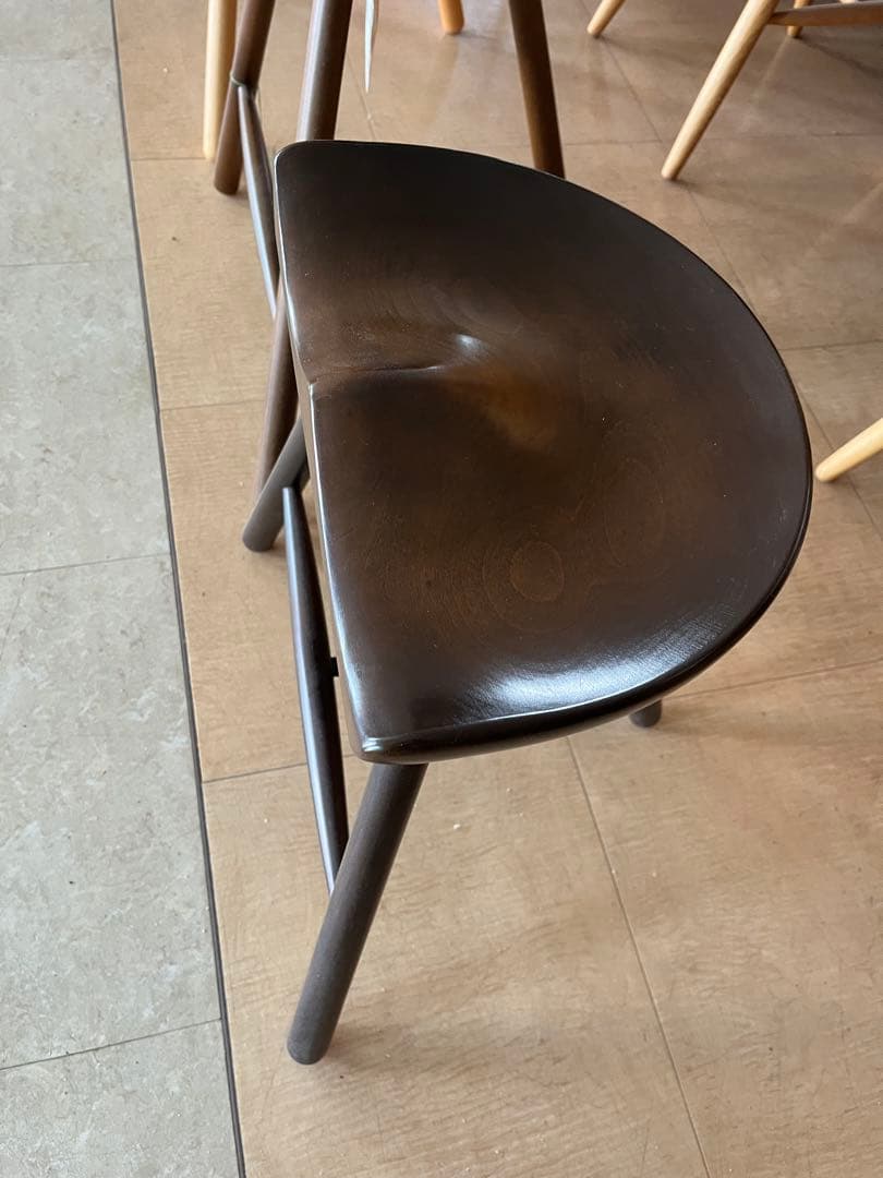 ダークブラウン 木製スツール