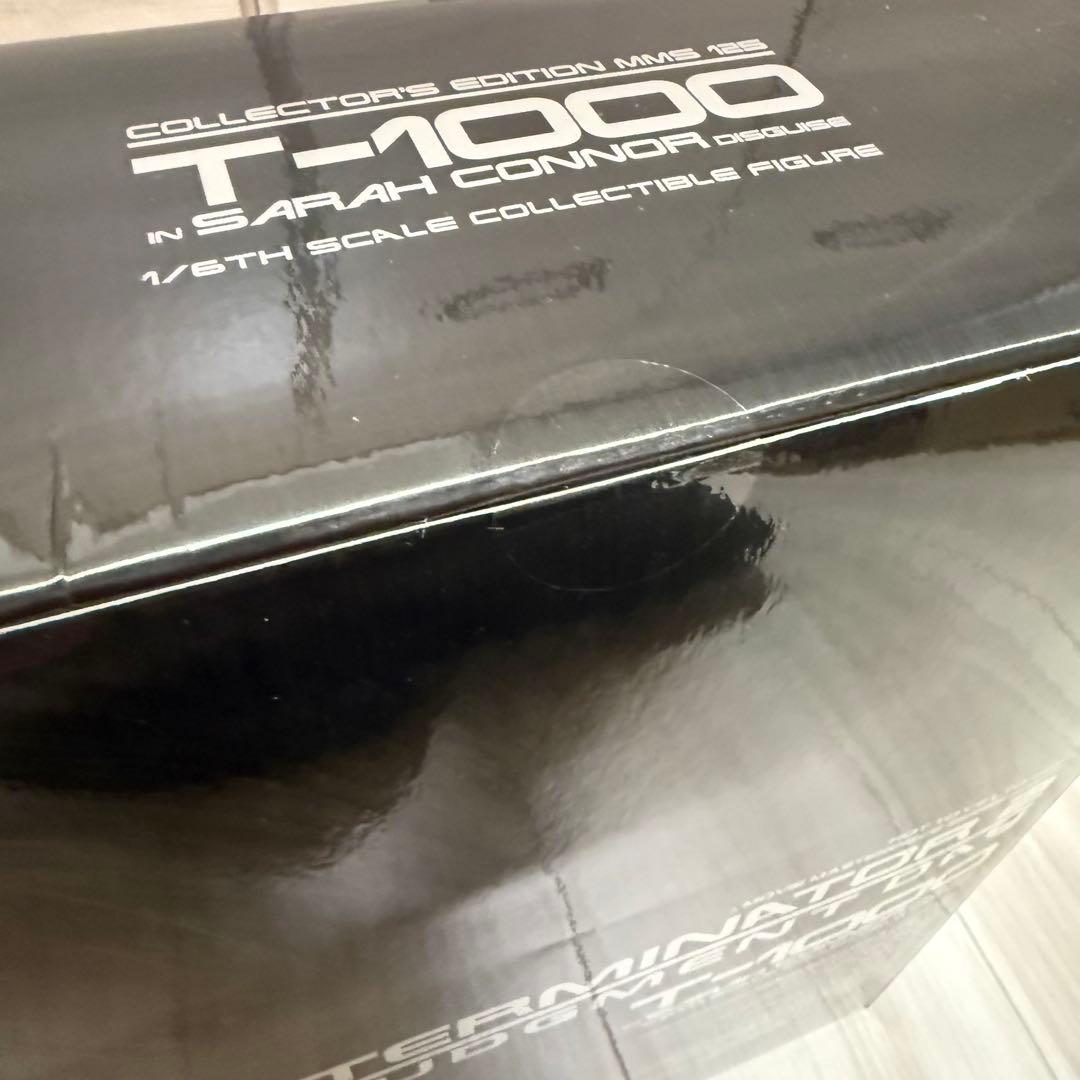 ホットトイズ ターミネーター2 T-1000(サラ・コナー変形版　300体限定