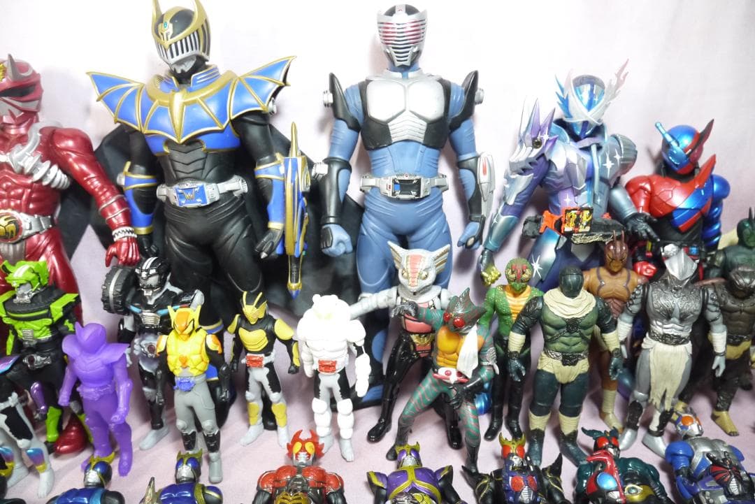ライダーヒーローシリーズ　ビッグサイズソフビフィギュア　など　112体セット