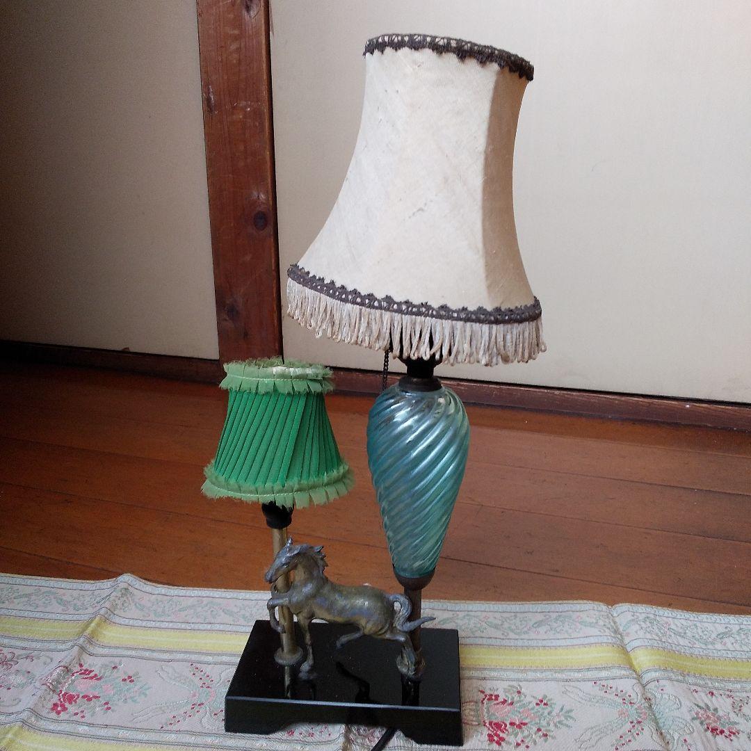 レア-蔵出し昭和レトロ、馬の金属フィギュア付きアンティーク卓上ライト