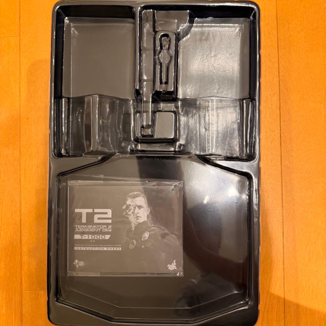 ホットトイズ T-1000 ターミネーター2 1/6 ムービーマスターピース