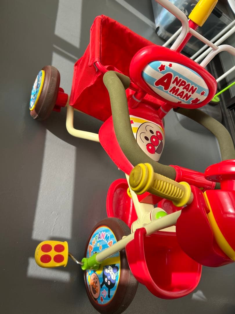 ※16日までの限定価格※ アンパンマン 三輪車 アンパンマンデラックス2