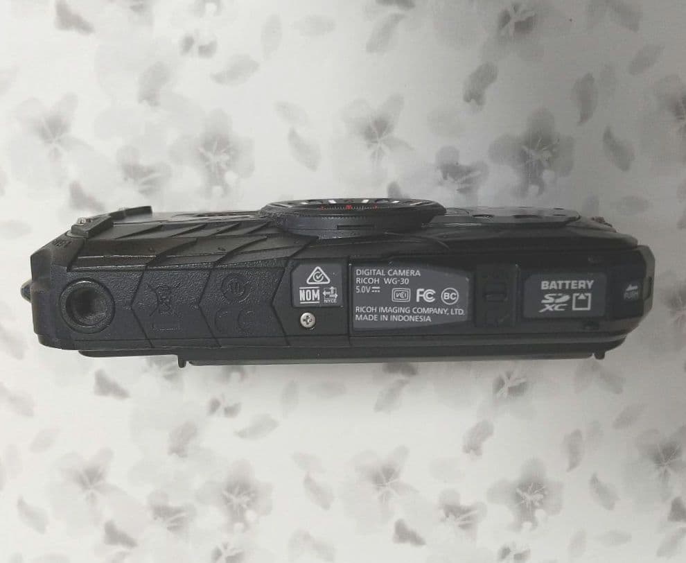 【RN97】RICOH WG-30 デジカメ 本体