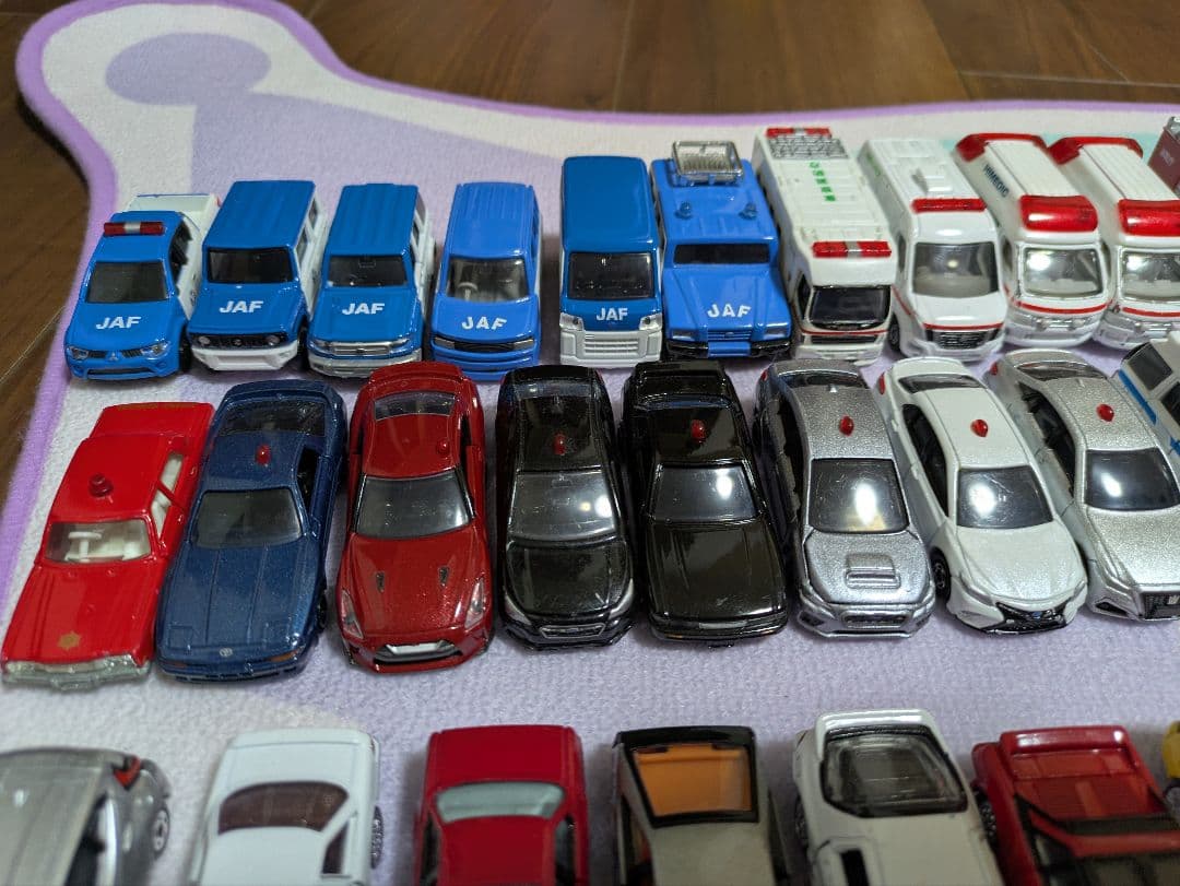 トミカ まとめ売り 350台以上