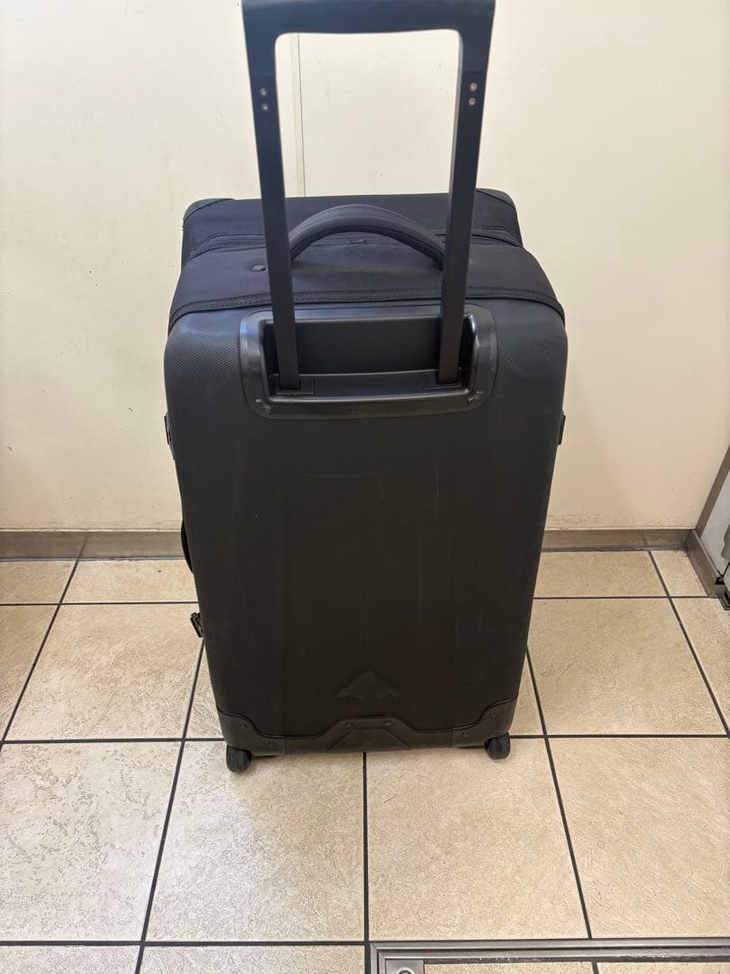 Burton wheelie sub 116L ブラック キャリーケース