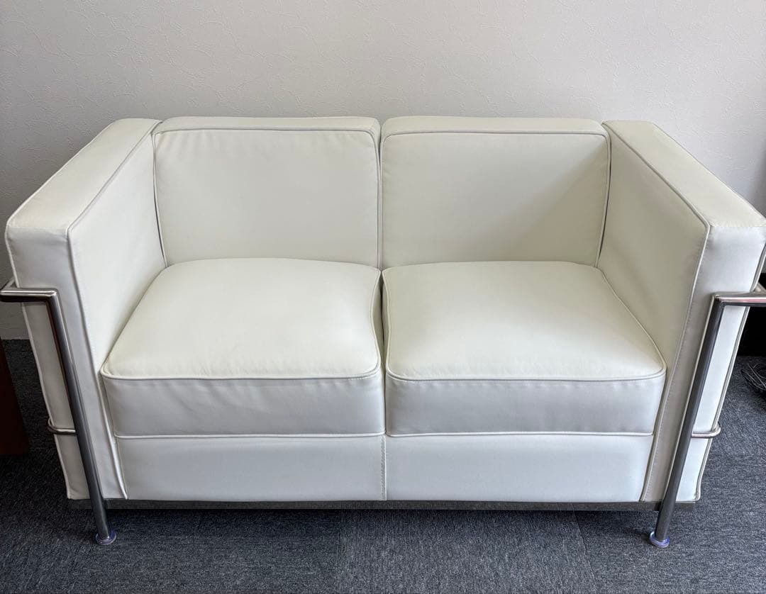 ル・コルビジェ リプロダクト 2人掛け LC2 ソファ ホワイトレザー