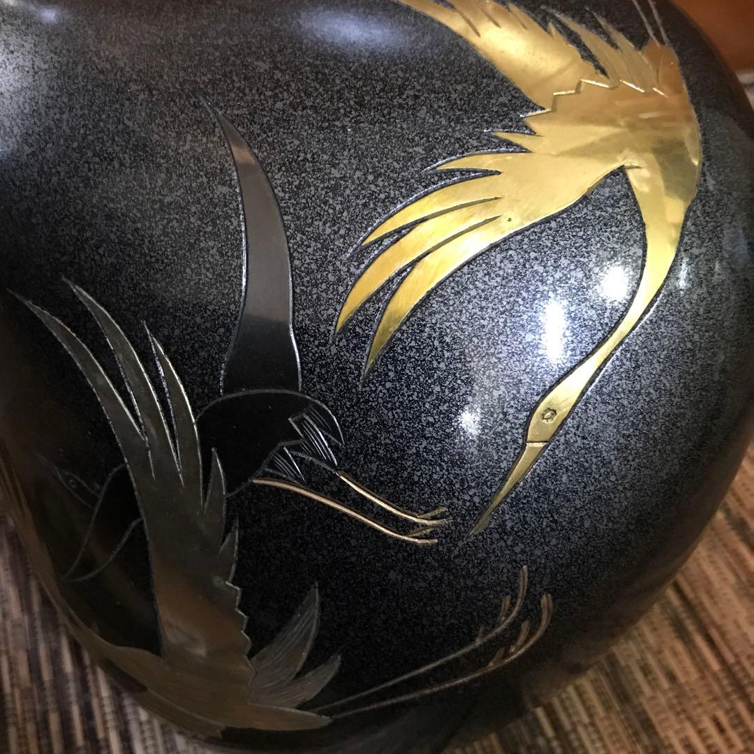 ★ 鶴の彫刻壺　花器　骨董　銅製壺　アンティーク　銅器壺