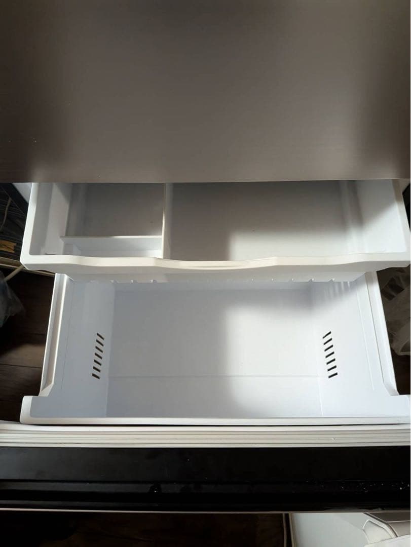 日立　ノンフロン冷蔵冷凍庫　R-V38V