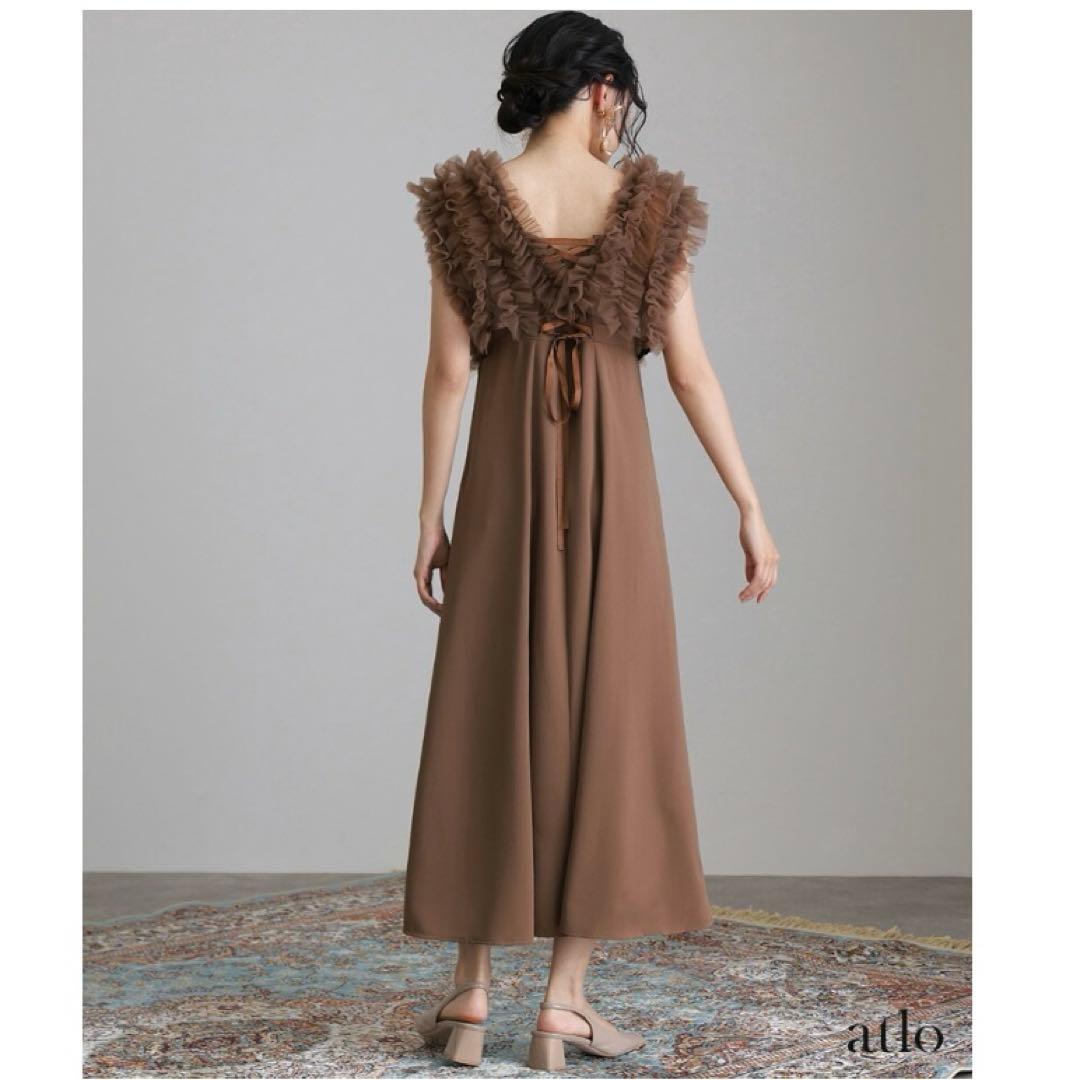 atloチュールベスト付きブラウンドレス　ネックレスつき