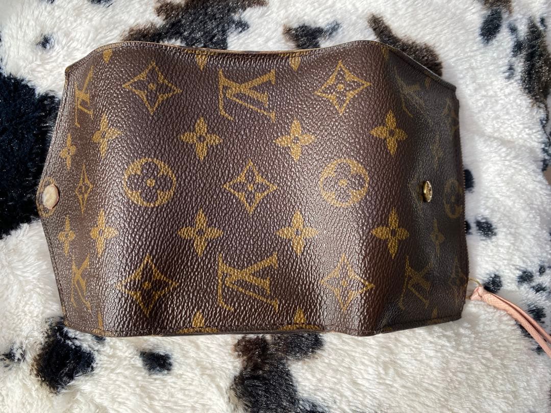 ポルトフォイユ ヴィクトリーヌ 三つ折り モノグラム ピンク ローズバレリーヌ