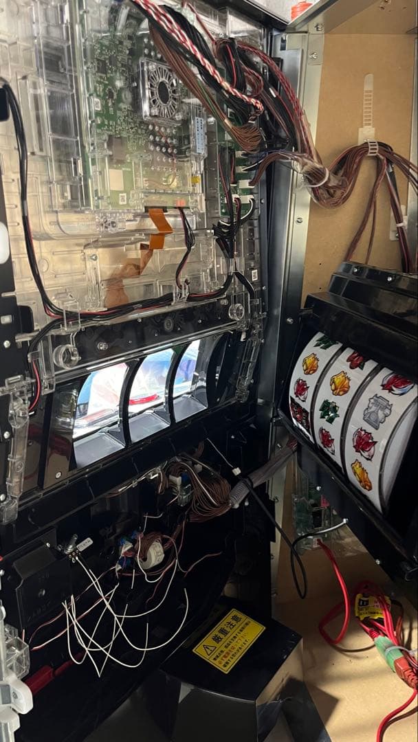 奈良県手渡しスマスロ 戦姫絶唱シンフォギア　正義の歌　スロット実機　パチスロ