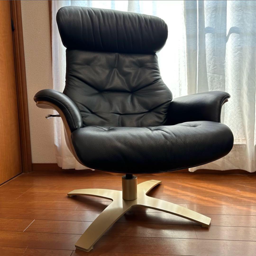 68,900円相当 ニトリ本革 “マーシャル” リクライニングチェア 訳あり品