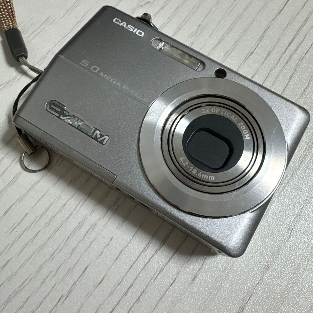 【動作確認済】カシオ EXILM EX-Z500 シルバー コンデジ 箱付
