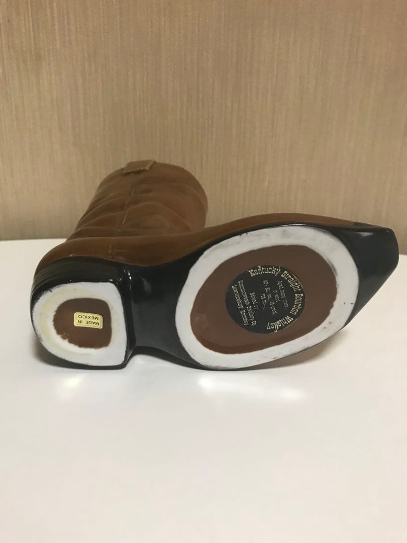 カウボーイブーツ型陶器ボトル （ラレドパス）750mlミニボトル２本おまけ