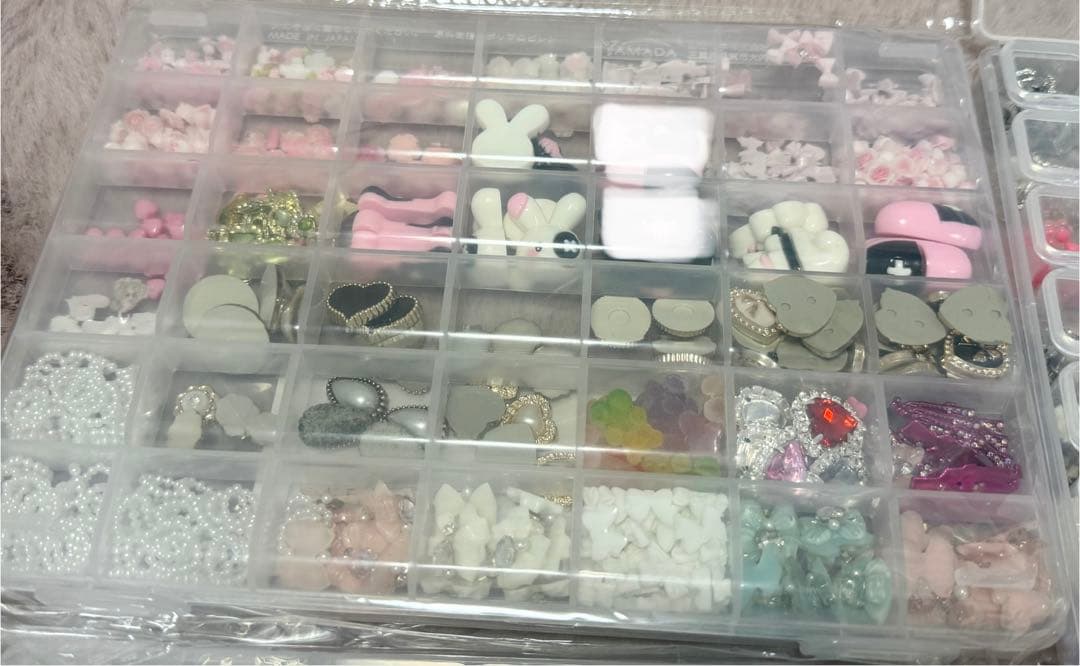 ネイルパーツ 大量 まとめ売り 150種以上