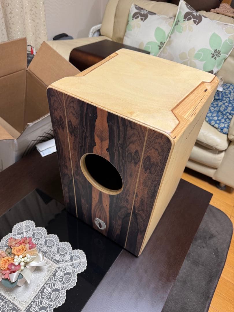 ラローザ　ハーモニー　カホン　　国内未発売品