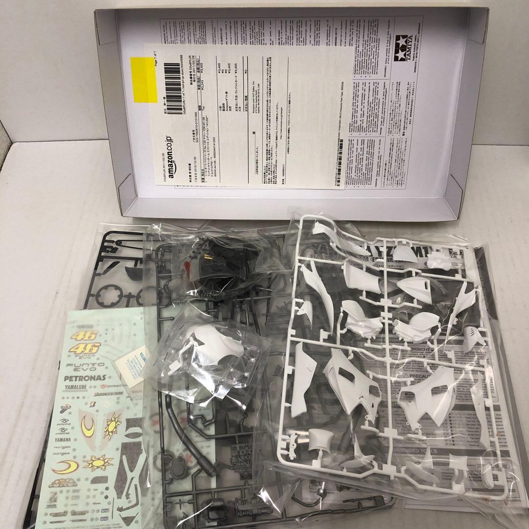 タミヤ 1/12 ヤマハ YZR-M1 2009 フィアットヤマハチーム