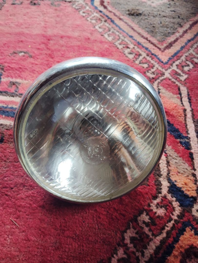 ルーカス　トライアンフ　ヘッドライト　7インチ　純正