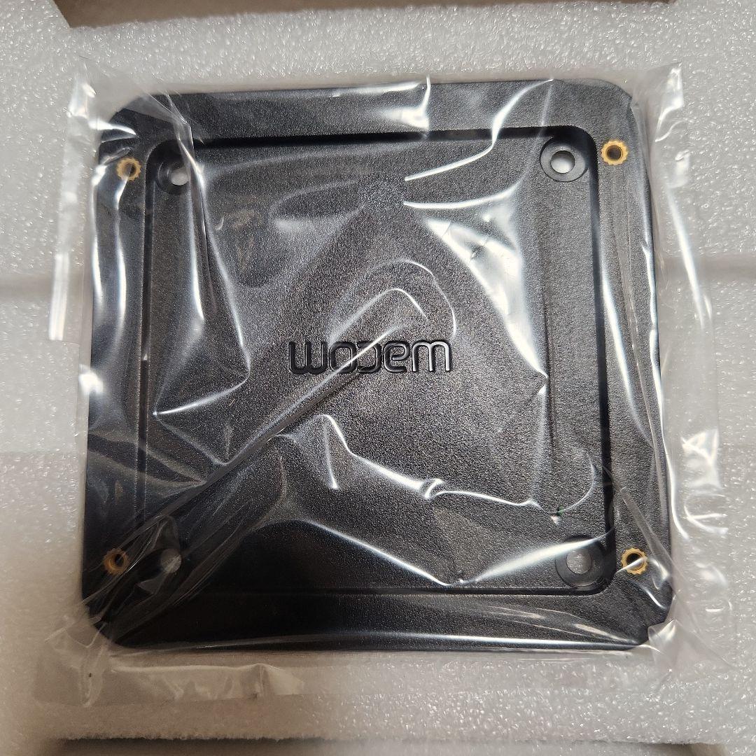 WACOM　Wacom Cintiq 16 用スタンド　ACK620K