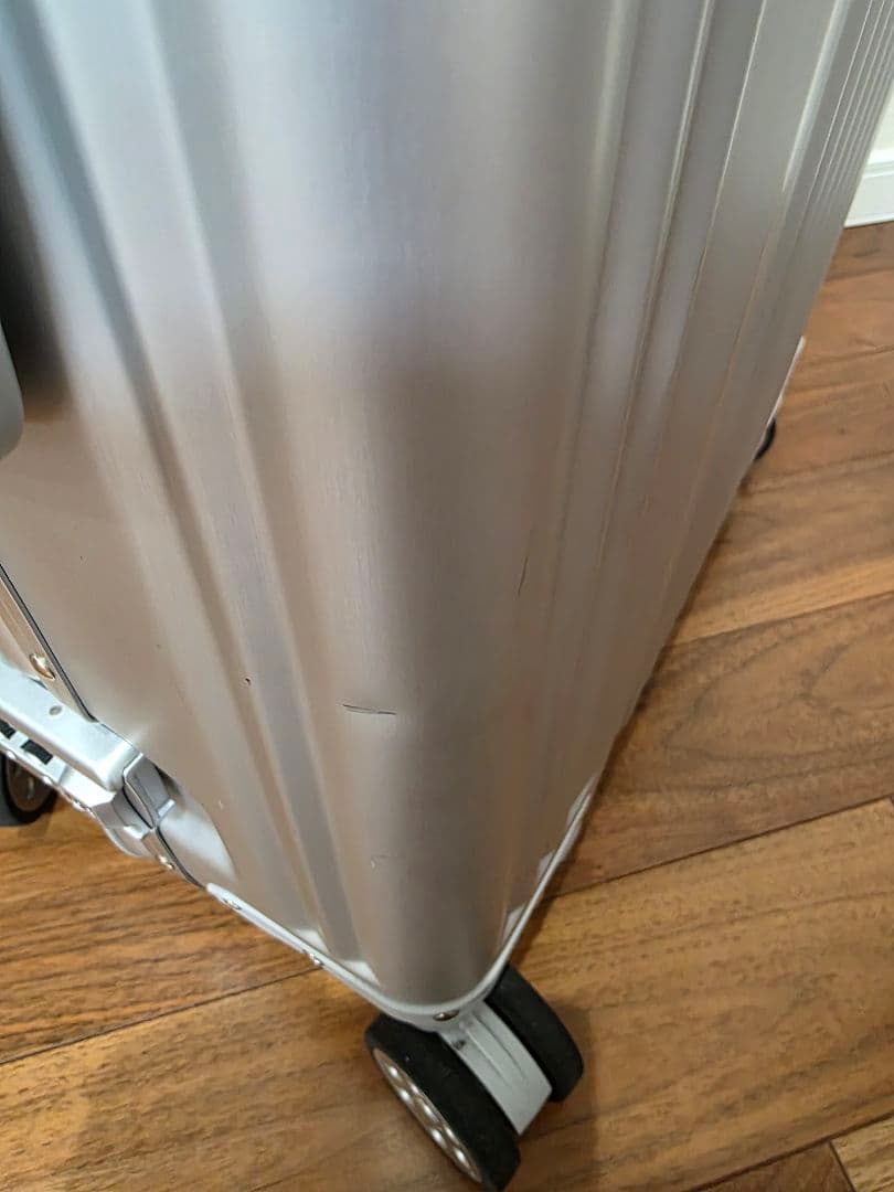 メルセデスベンツ アルミスーツケース