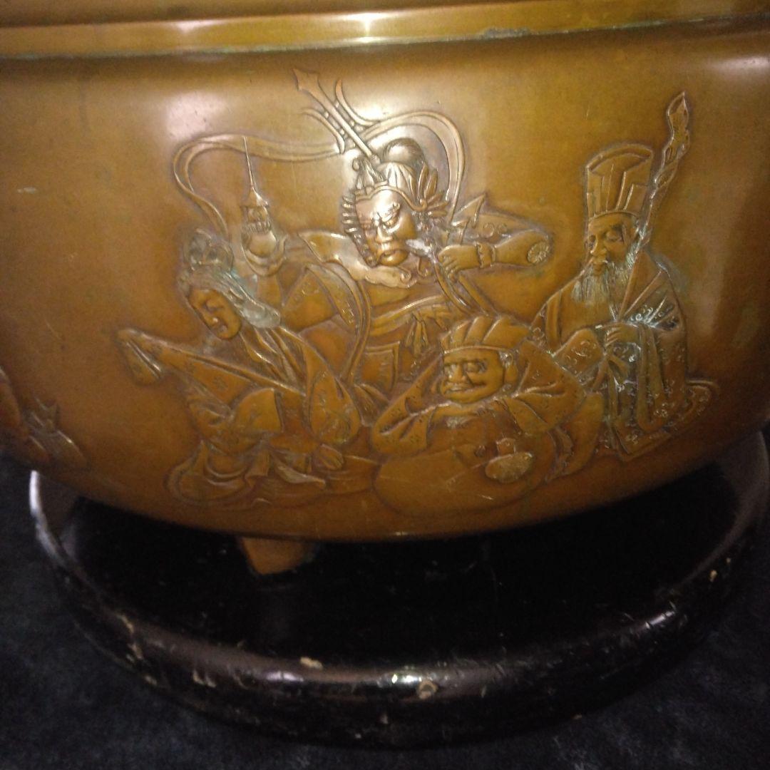 尺八瓶掛火鉢　七福神　宝船彫金入