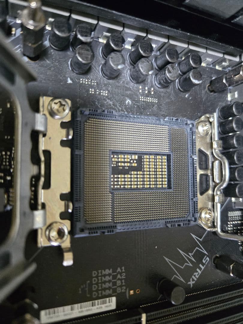 12900KF + ROG B660 + DDR5 32GB +おまけ