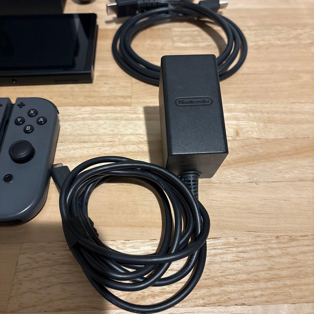 Nintendo Switch 本体 ジョイコン2セット付き