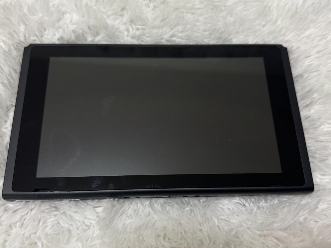 ★本体★新品未使用品（2024年製）★任天堂スイッチ★ジョイコン付き