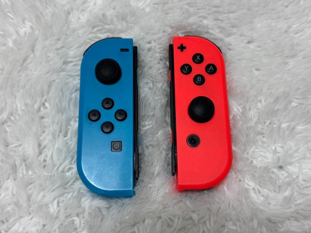 ★本体★新品未使用品（2024年製）★任天堂スイッチ★ジョイコン付き