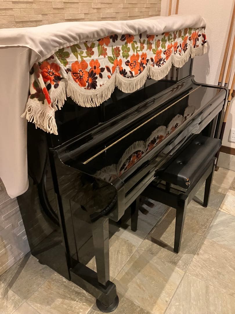 YAMAHA アップライトピアノ UX-1