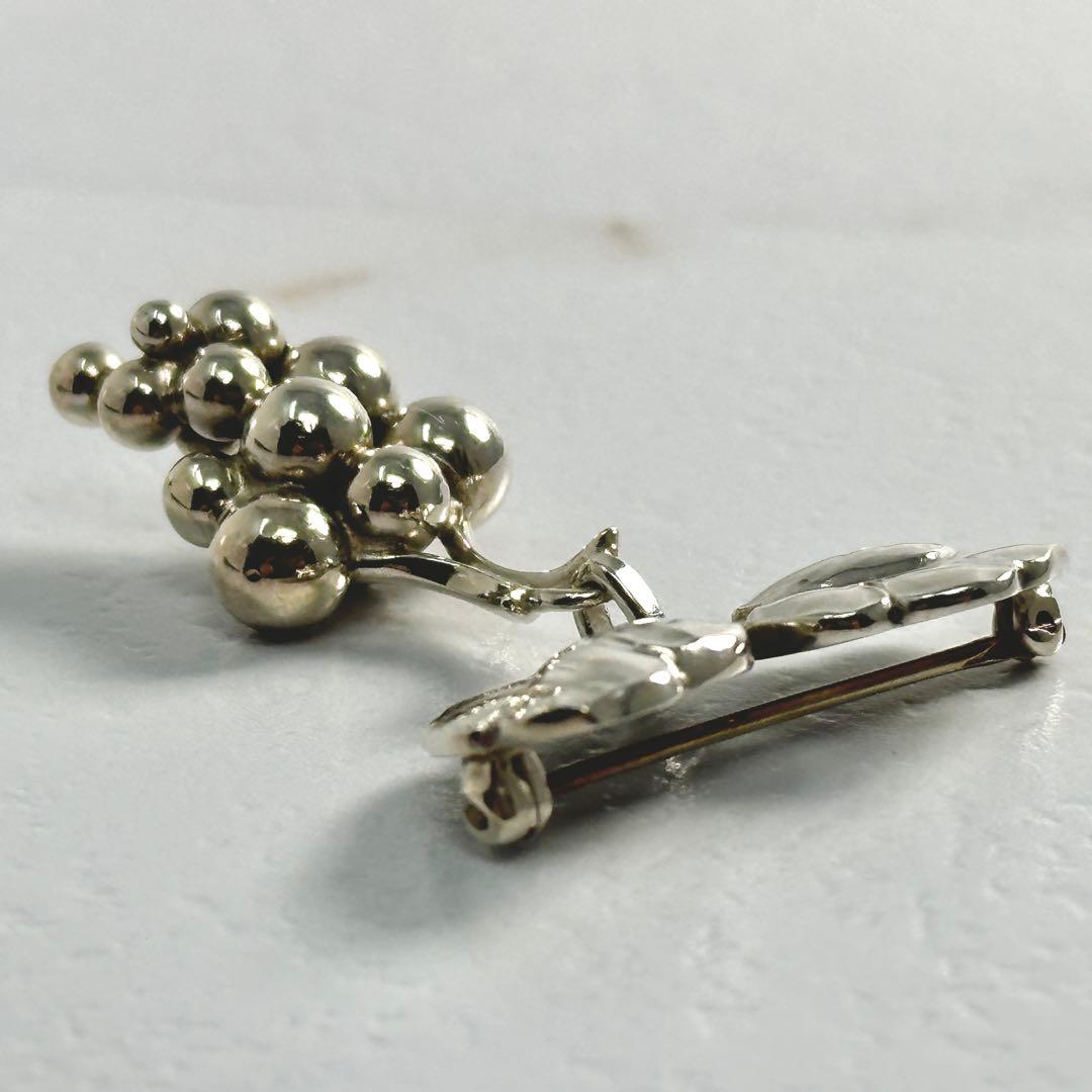  　217　A　ブローチ　グレープ　シルバー　925