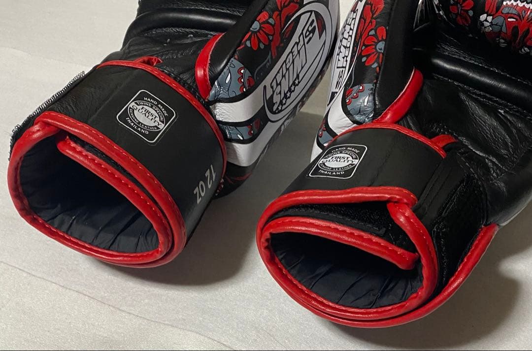 TWINS ツインズ ボクシンググローブ スカルデザイン 12oz オンス